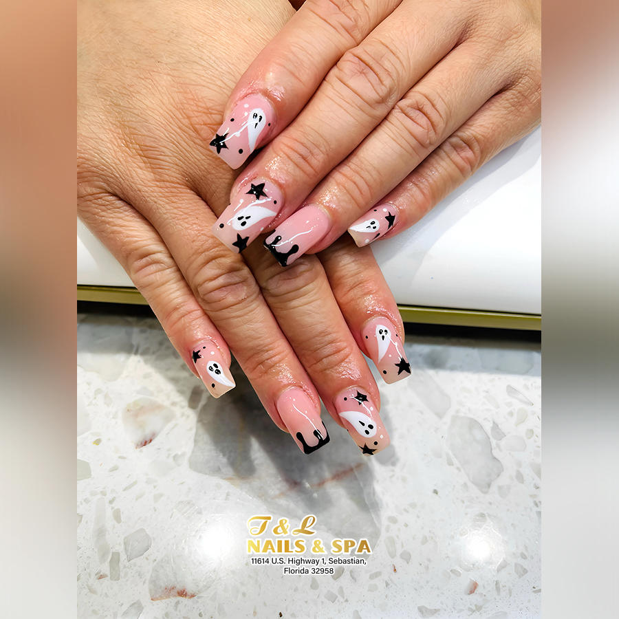 Nail design by T & L Nail & Spa